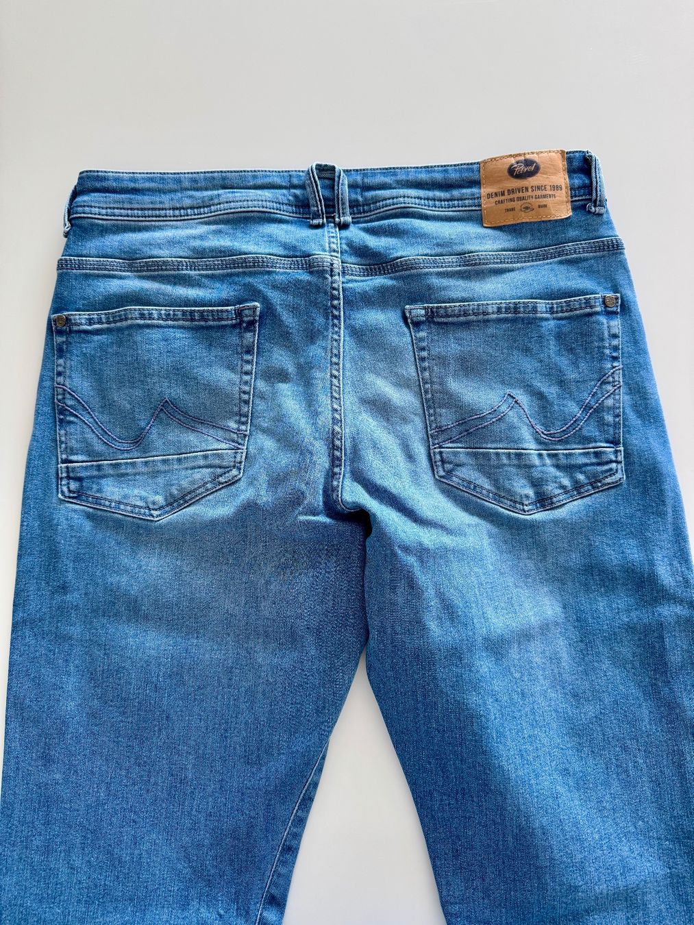 Jeans: Jeans Petrol – Gebraucht aus Domat/Ems von cowi 3