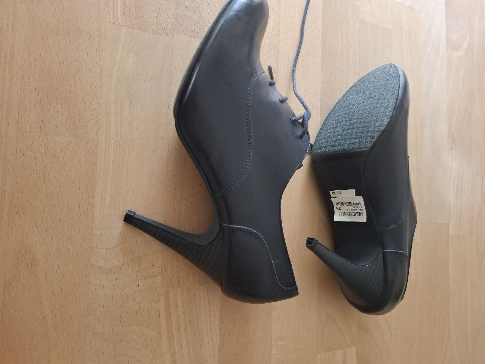 Scarpe da donna: Eleganti Stiefeletten von Max, Schwarz, Gr. 38 - – Usato da Goldach venduto da Helen2017 2