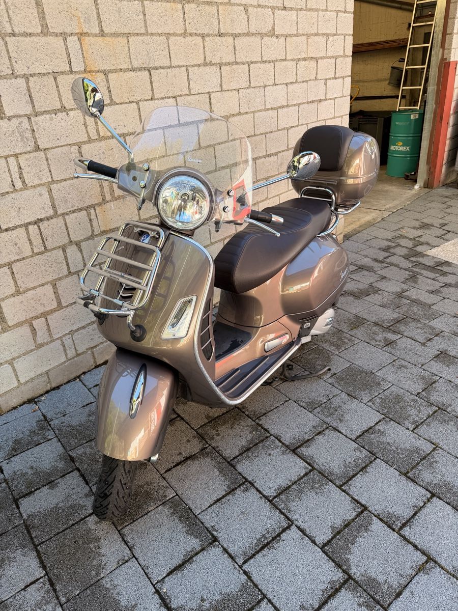 Vespa Scooters: Piaggo Vespa GTS 125 – Gebraucht aus Kirchleerau von kekev 3