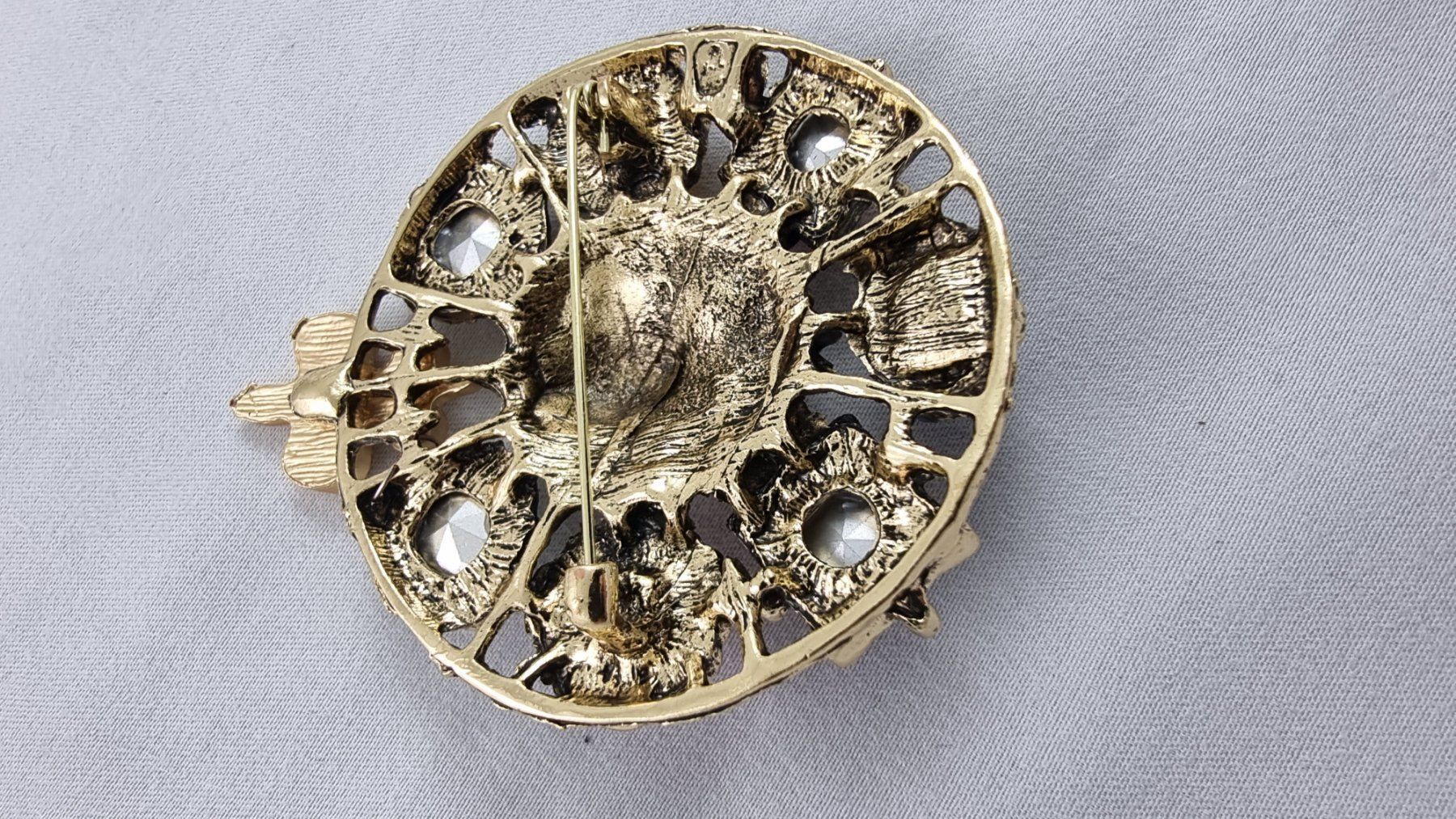 Spille & Fermagli: Brosche  ca 7 cm 582 – Usato da Wald ZH venduto da Martin79 1