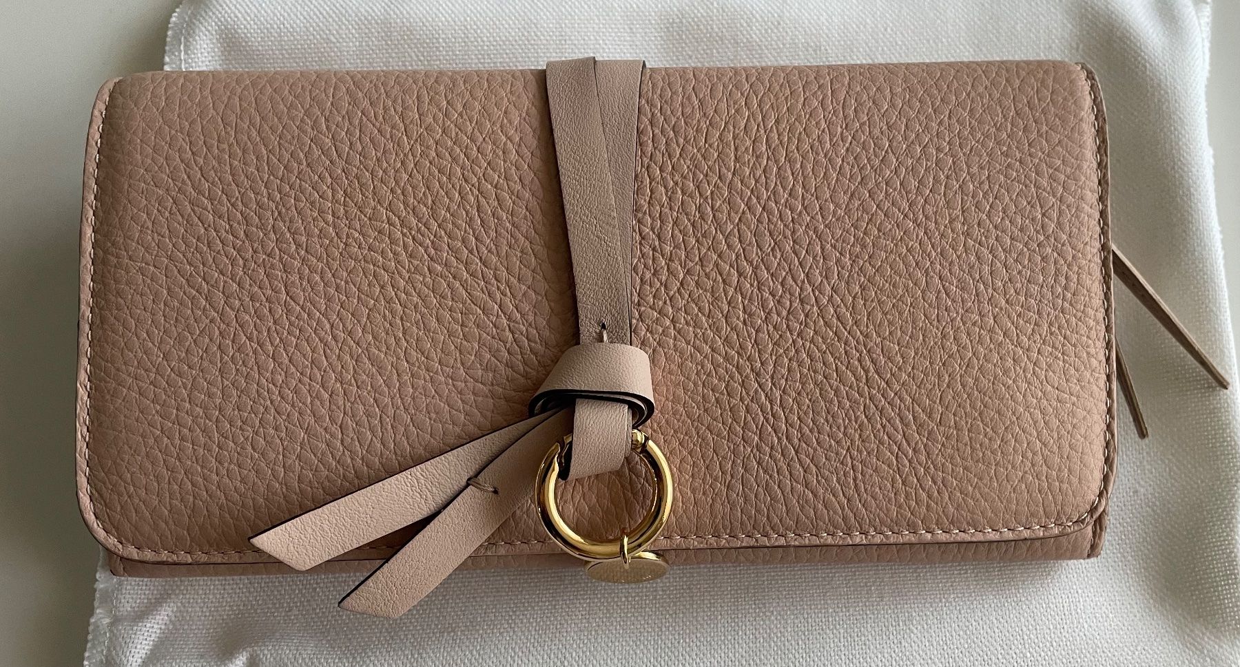 Chloé Portamonete: Chloé Alphabet Leder Portemonnaie – Nuovo e nell'imballaggio originale da Benken ZH venduto da Teessino 1