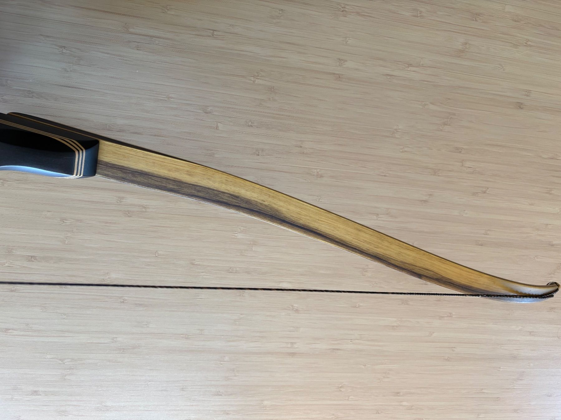 Tiro con l'arco: Bogen Pfeilbogen Takedown-Bogen Bodnik Bows Mohawk 35# RH – Usato da Au ZH venduto da ares1718 5