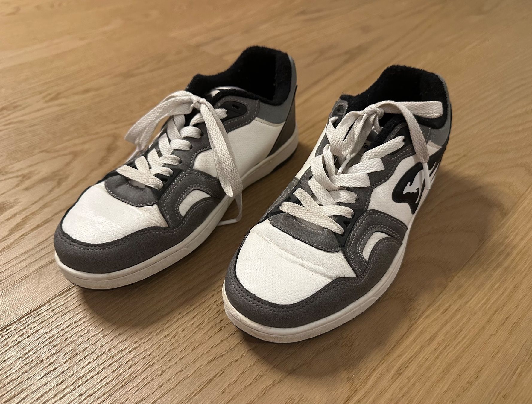 Scarpe per ragazzi: Schuhe KangaROOS Gr.37 – Usato da Zürich venduto da Bastet6