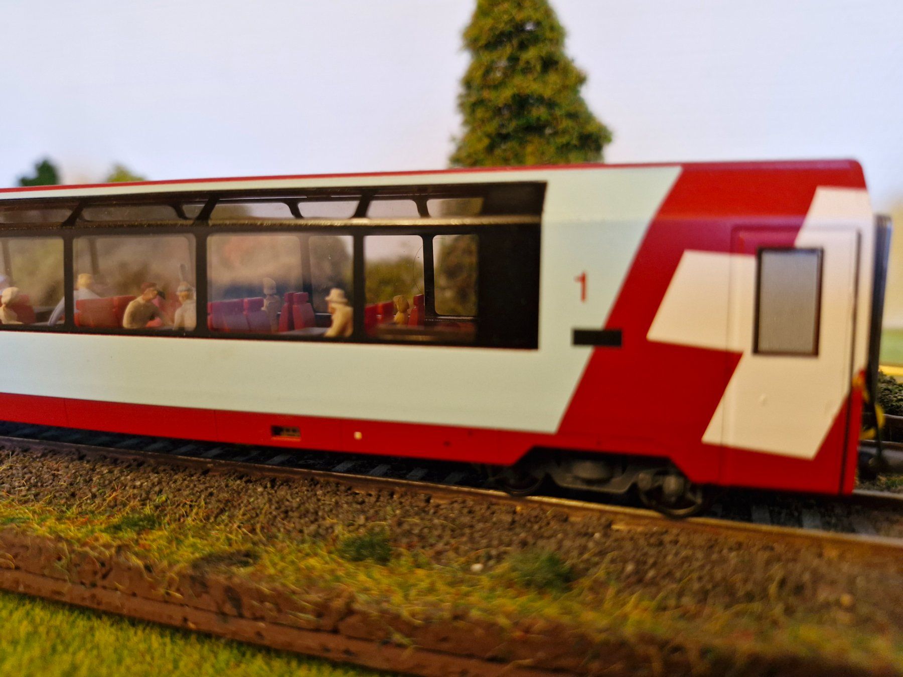 Bemo Modellini di ferrovie: BEMO Glacier Express Wagen 1. Klasse – Usato da Stans venduto da marlene330 1