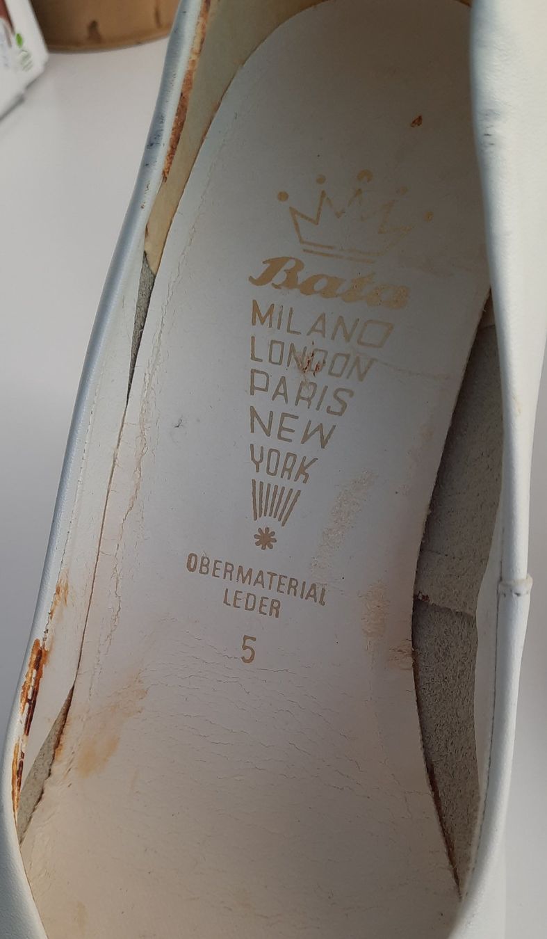 Scarpe da donna: Damenschuhe Weiss – Nuovo (secondo la descrizione) da Reinach AG venduto da vista 1