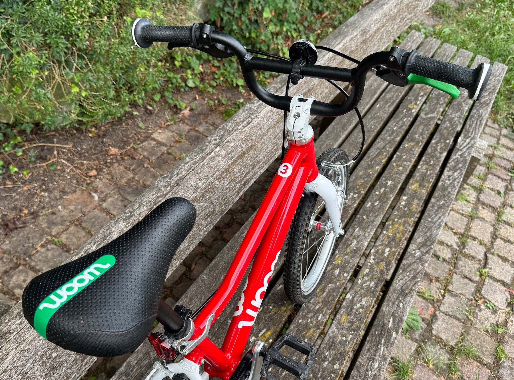 Woom Biciclette: Woom 3, Kinderfahrrad rot – Usato da Zürich venduto da Stray 4