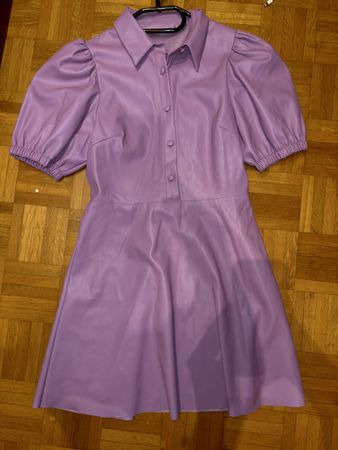 Fliederfarbenes Kleid, Grösse M, Zara, Kunstleder