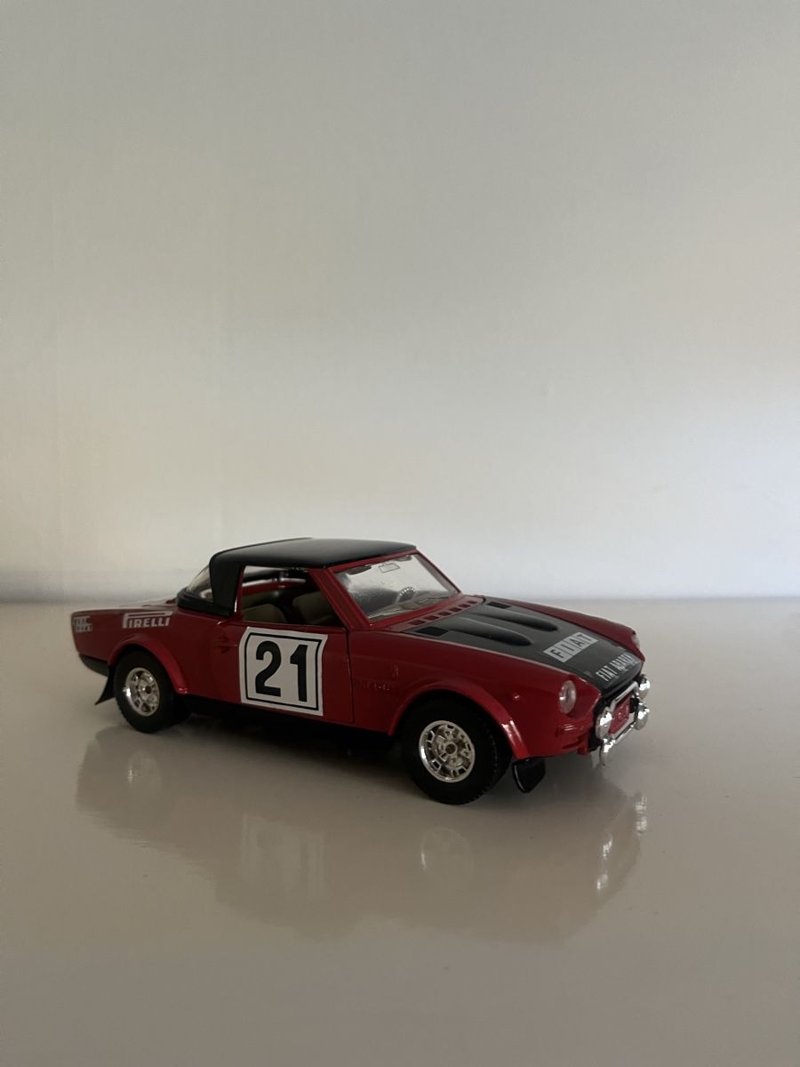 Bburago Modellini d'auto: Fiat 124 Abarth Rallye Bburago – Usato da Wabern venduto da Housi78