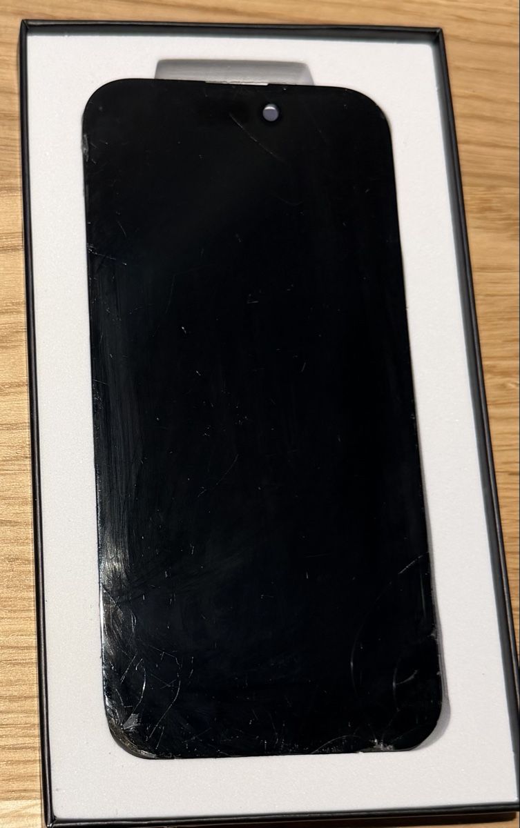 Apple Telefoni cellulari / Smartphones: Original iPhone 15 Display – Usato da St. Gallen venduto da johnson62
