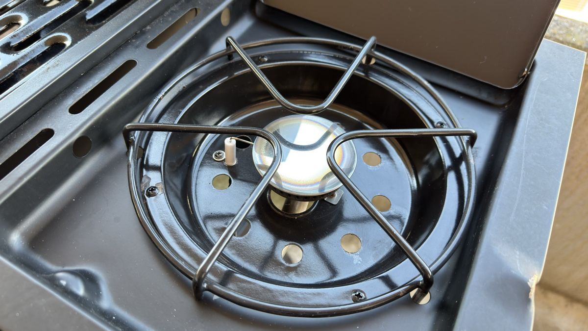 Grills: Gasgrill mit Seitenkocher – Gebraucht aus Galgenen von PhilM. 5