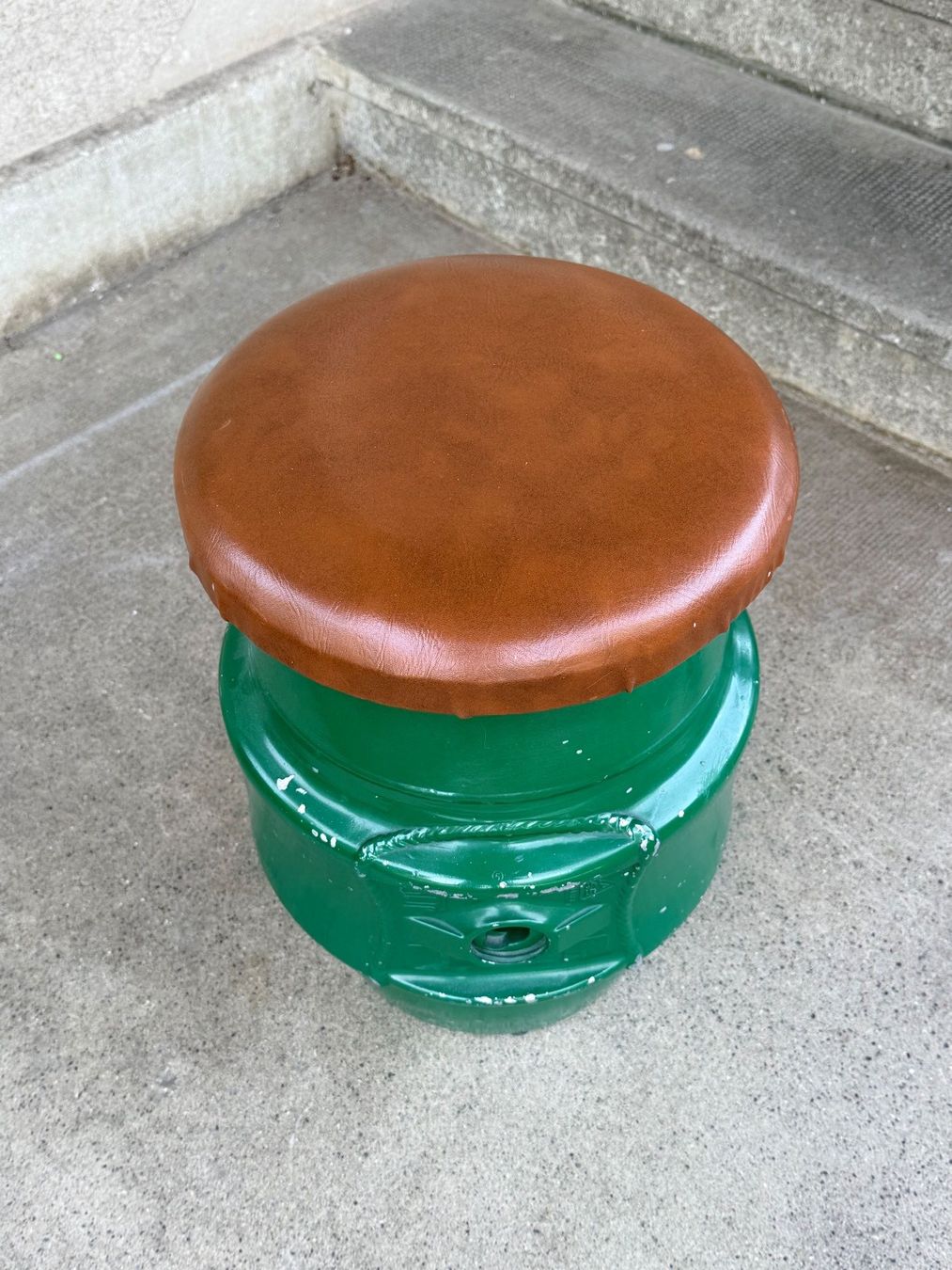 Sgabelli: Industriehocker / Vintage Metallhocker – Usato da Solothurn venduto da NUVICO 3