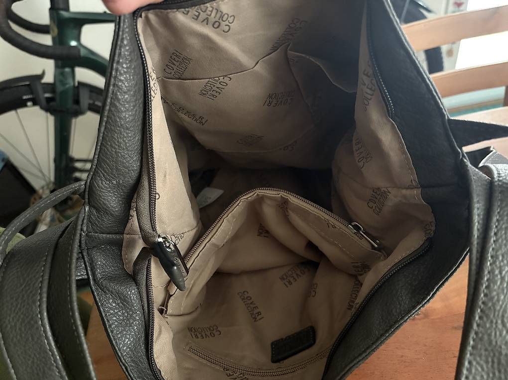 Borse da donna: Grüne Tasche – Usato da Glattbrugg venduto da BALZA. 1