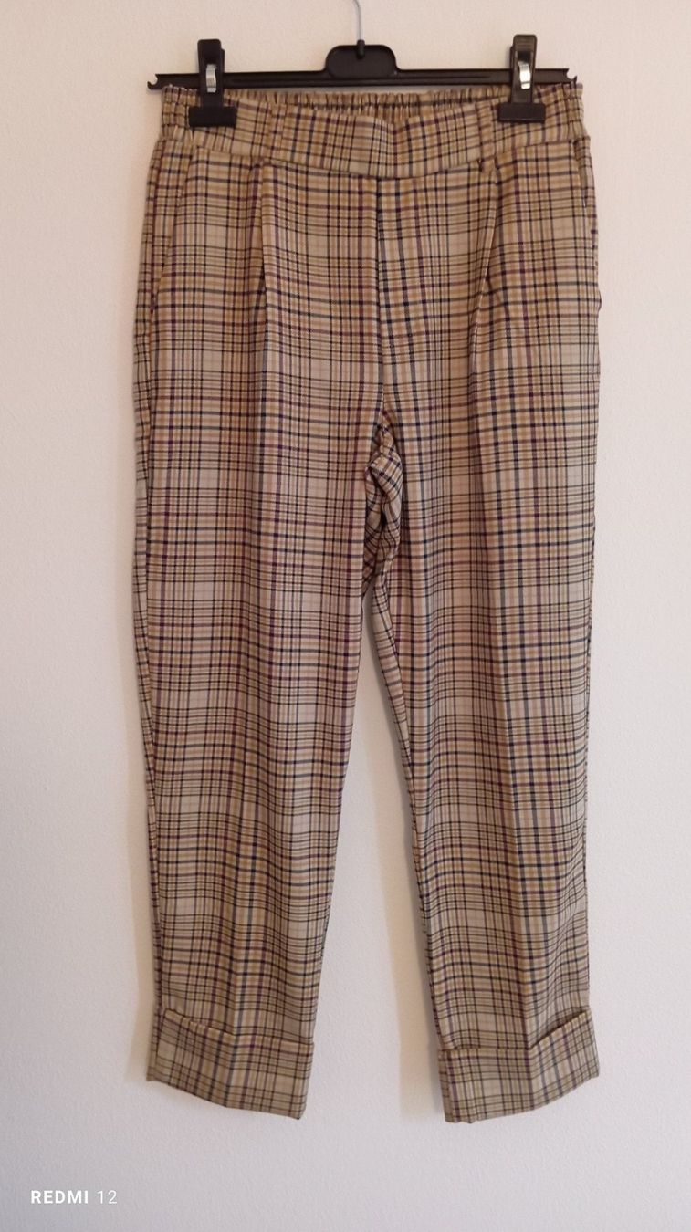 Bershka Pantaloni: Bershka Hose – Nuovo (secondo la descrizione) da Brione Verzasca venduto da pulci22