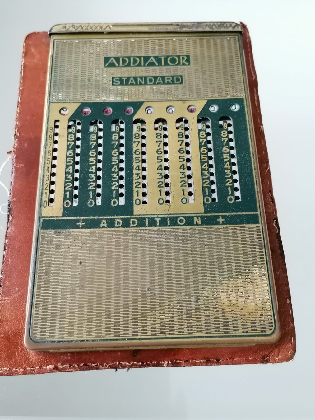 Calcolatrici tascabili: Vintage Rechenmaschine Addiator – Usato da Basel venduto da vintagecollector