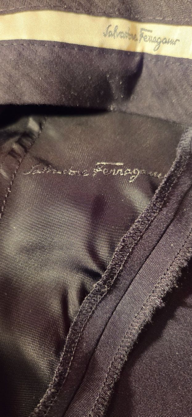 Salvatore Ferragamo Pantaloni: Hose FERRAGAMO Gr. 40 Wolle NEU – Nuovo e nell'imballaggio originale da Wettswil venduto da doe_x6nz 4