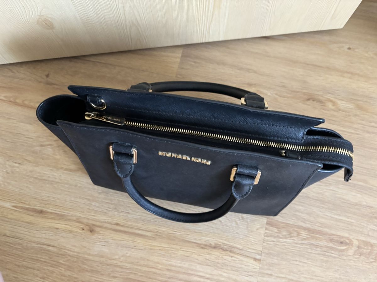 Michael Kors Borse da donna: Michael Kors Shopper Schwarz – Usato da St. Moritz venduto da rac_k8rh 2