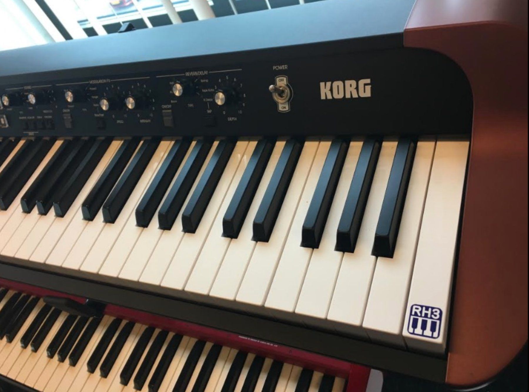 Korg Instruments de musique: Korg SV-1 E-Piano – D'occasion à Binningen par ern_f95l 1