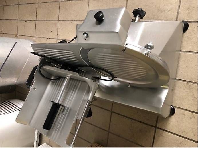 Elettrodomestici da cucina: Aufschnittmaschine – Usato da Tüscherz-Alfermée venduto da gra_8sd9