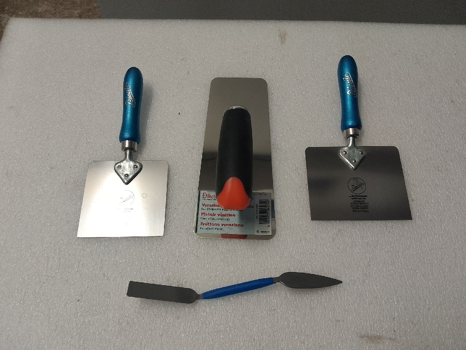 Tous les outils: Spachtel und Glätekelle  – Neuf (Voir description) à Trubschachen par Caddy8