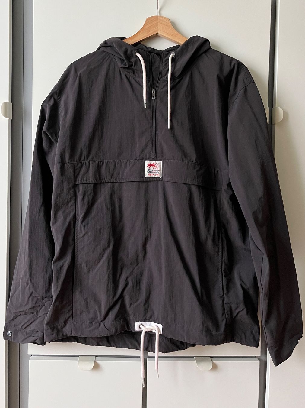 Quiksilver Jacken: Windbraker von Quicksilver – Gebraucht aus Emmenbrücke von sssssara