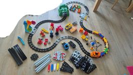 Lego Duplo Eisenbahn mit interaktivem Zug & Geleisen