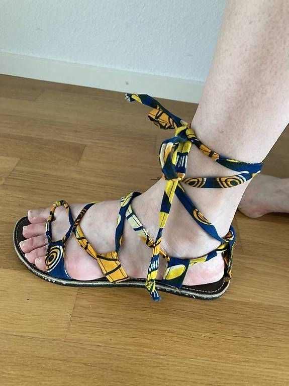 Scarpe da donna: Sandales fait main, pointure 38-39 – Usato da Lausanne venduto da Moira.Moira