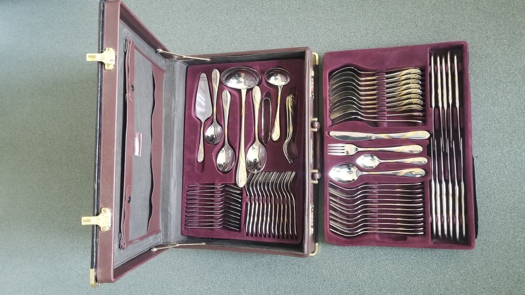 Bestecksets: Besteck 12-er-Service Berghoff 24 kt – Gebraucht aus Zürich von Baer21