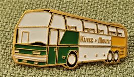 O887 - Pin Bus Car Reisecar Reisebus - Kunz + Maurer