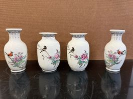 Lot de 4 petits vases chinois,  vintage