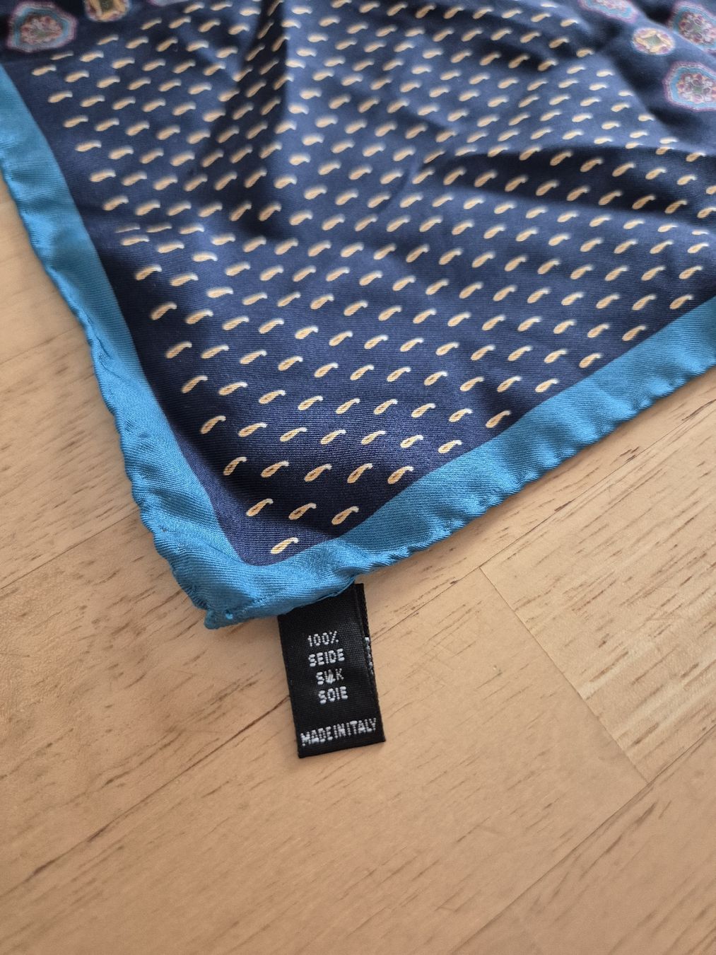 Krawatten: Profuomo Einstecktuch / Pochette Seide blau gemustert  – Gebraucht aus Zürich von Inanina 1