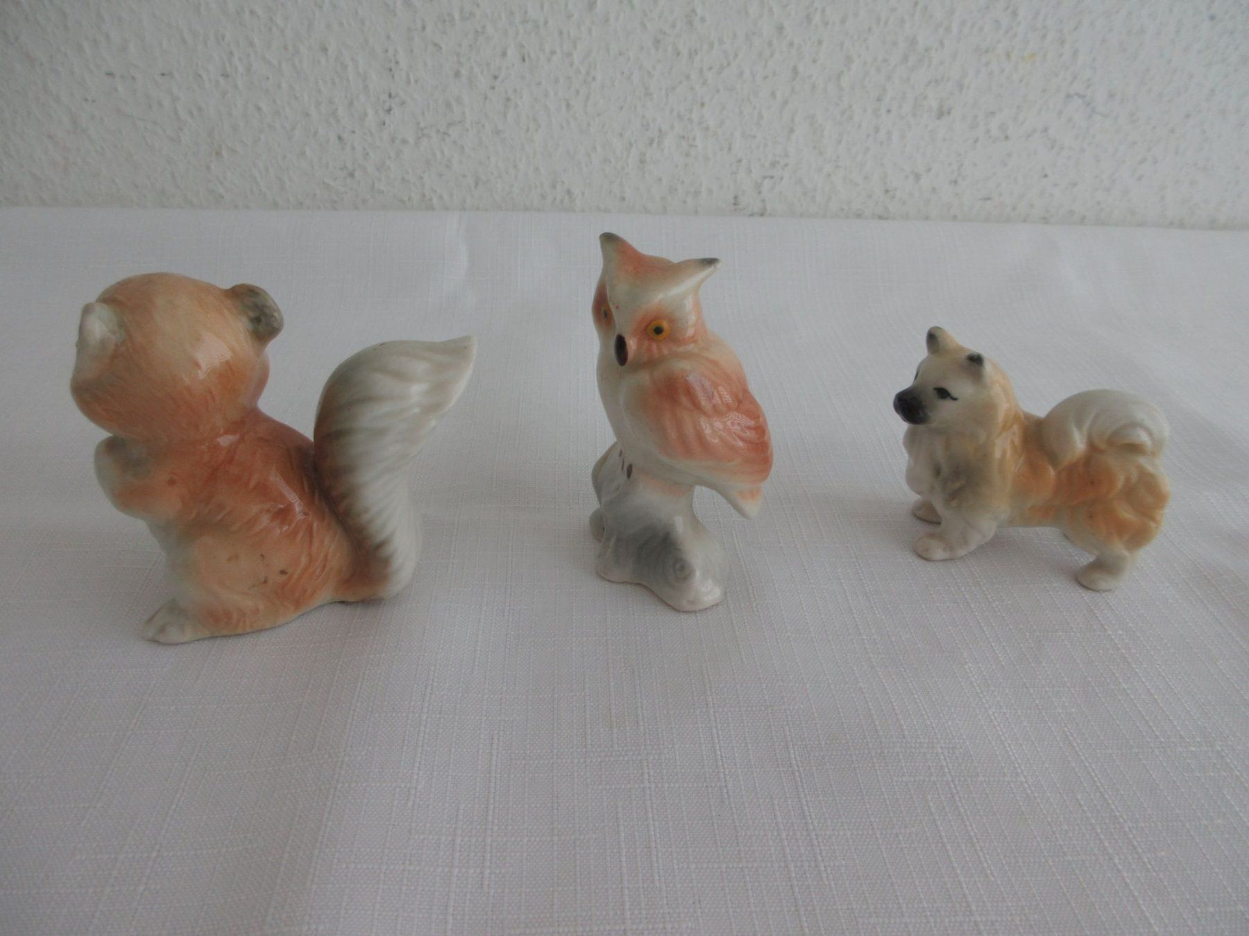 Figuren: 3 Miniatur Figuren Eichhornchen, Eule und Hund – Gebraucht aus Binningen von Oldfashion 2