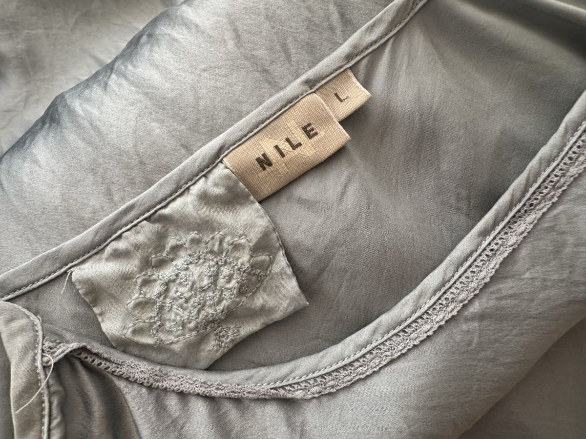 Nile Robes: Nile Seidenkleid  – D'occasion à Obfelden par cesarina10 1