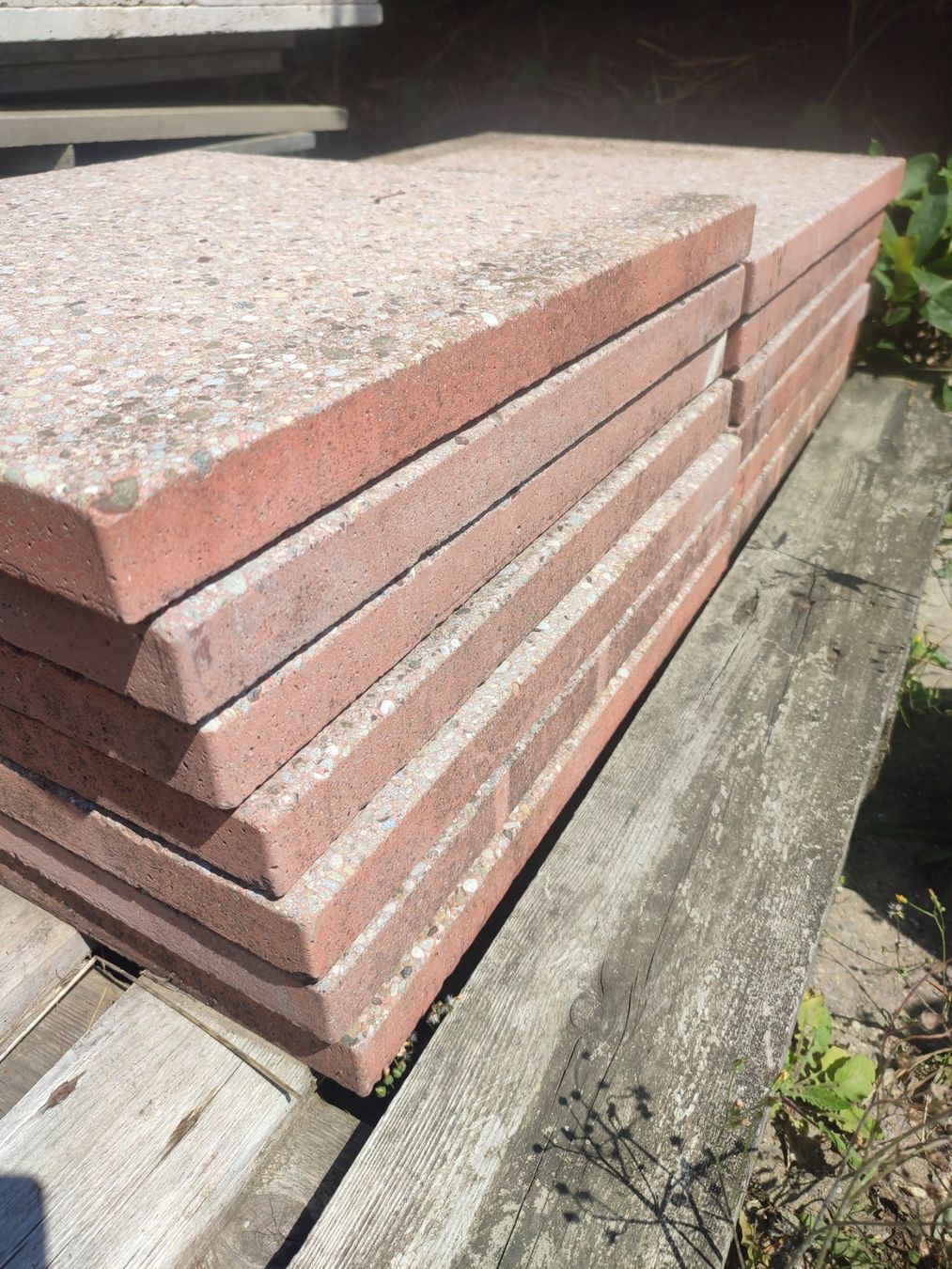 Rivestimenti per pavimenti: Gartenplatten 50 x 50 x 3.5 cm, rot – Nuovo (secondo la descrizione) da Hüswil venduto da benigreen01 2