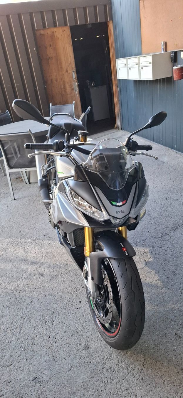 Aprilia Strasse: APRILIA Tuono V4 1100 – Gebraucht aus Reichenbach i. K. von sugifranz 6