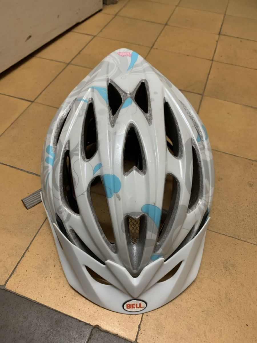 Bell Casques: Kinder-Velohelm – D'occasion à Niederönz par irgendwo