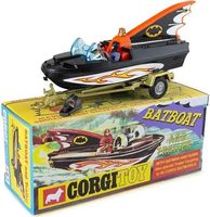BAT BOAT WITH BATMOBIL & ROBIN CORGI