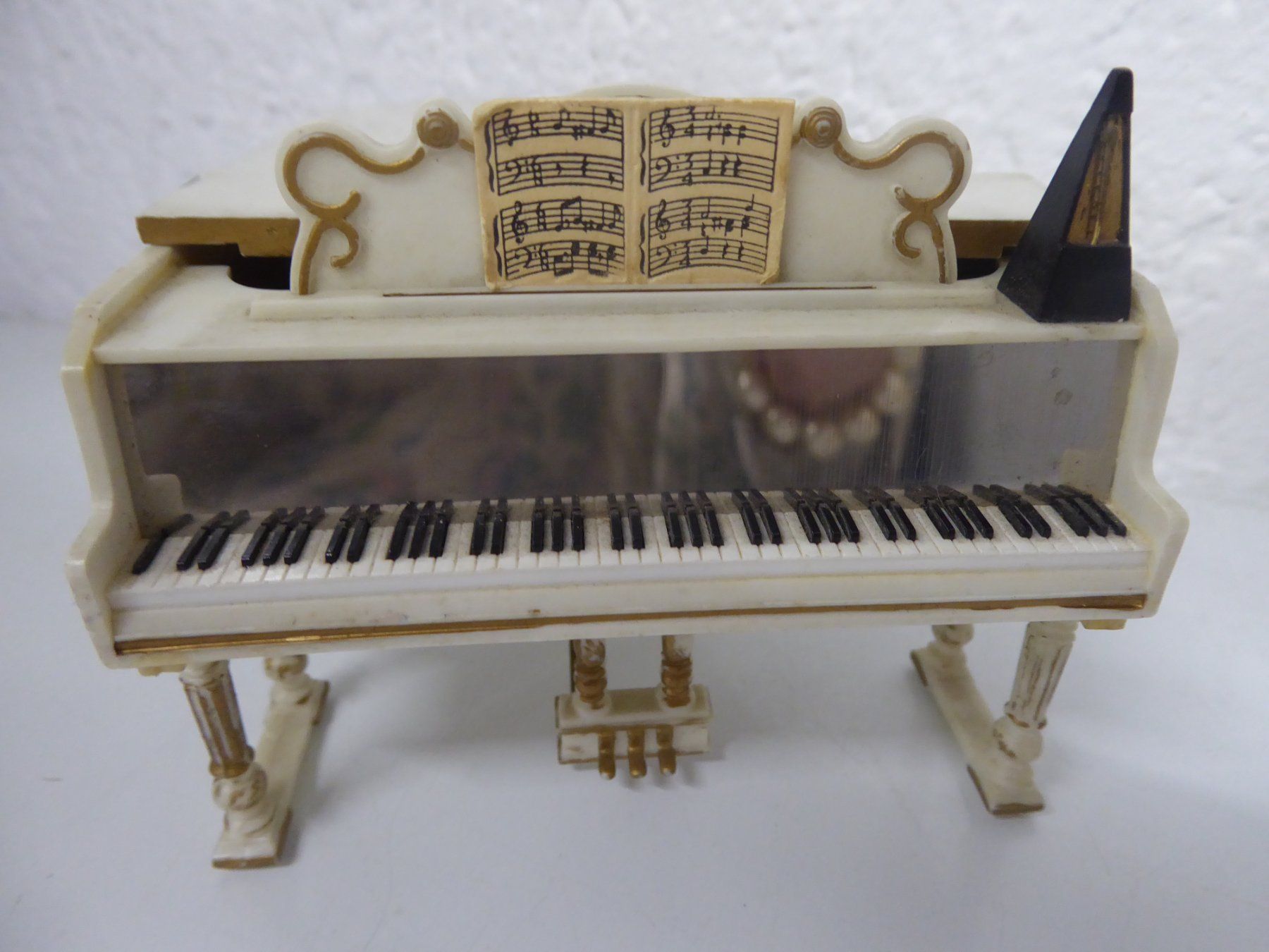 Giocattoli: weisses Piano mit Hocker – Nuovo (secondo la descrizione) da Lausen venduto da Zotty1 1