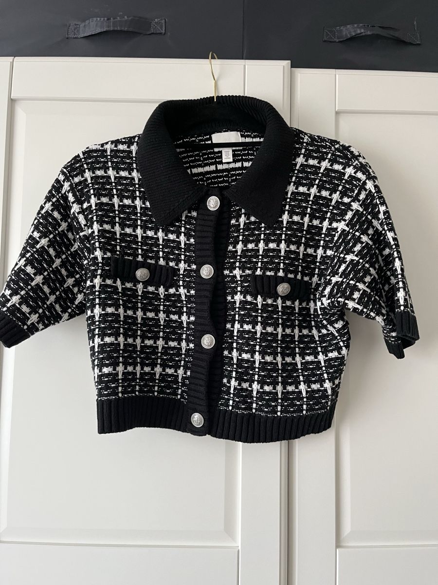 H&M Pulls & Sweat-shirts: Kurzärmeliger, eleganter Strickpullover – Neuf (Voir description) à Allschwil par eyl_bb8q