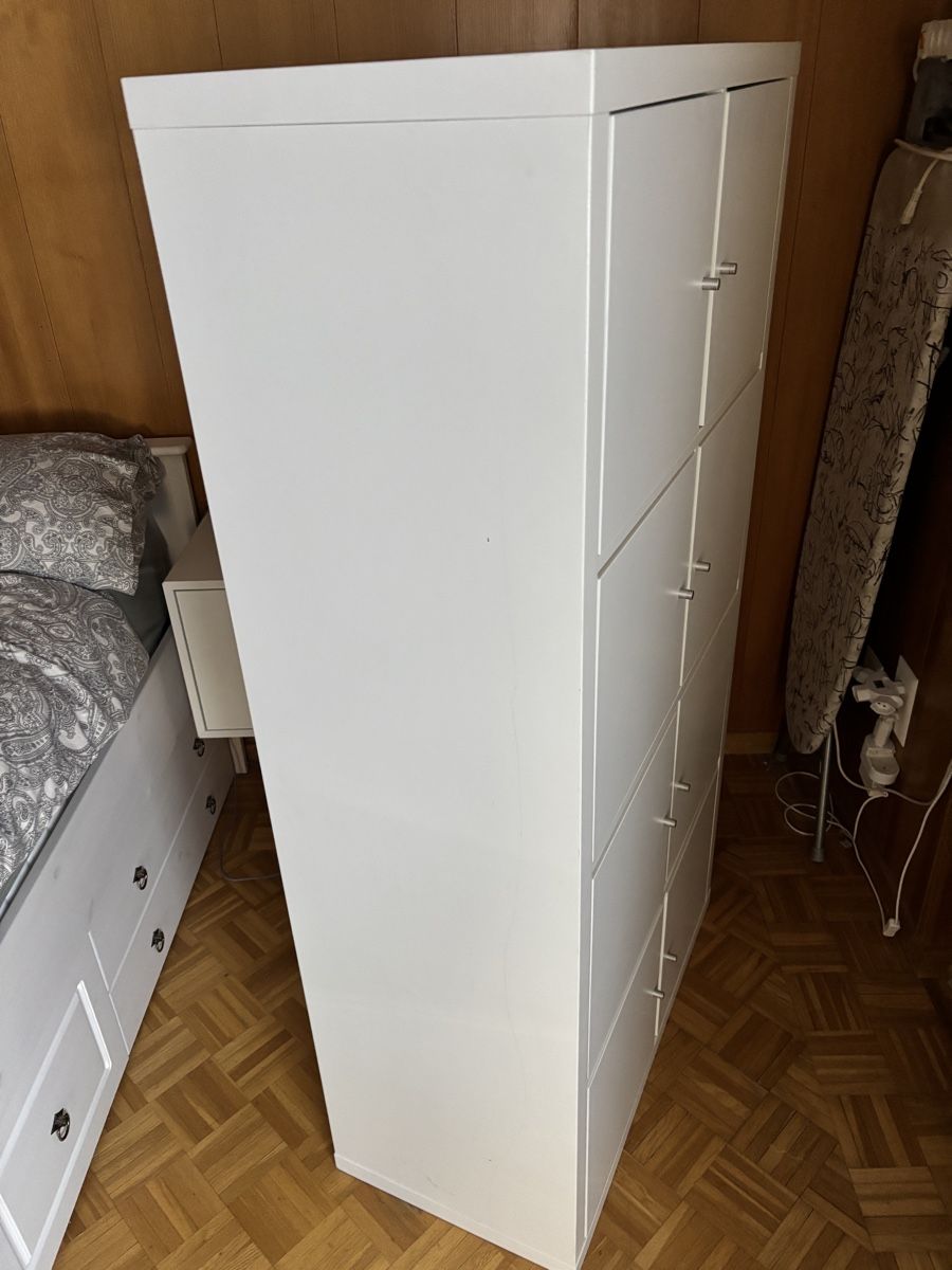 Ikea Regale: Kallak Regal mit 8 Türen – Gebraucht aus Zweisimmen von Fxshovel74 2