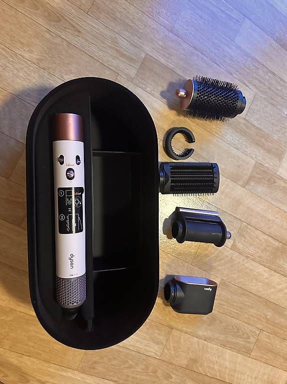 Sèche-cheveux: Dyson Airwrap i.d. Multi-Haarstyler und -trockner – D'occasion à Frauenfeld par locito09 2