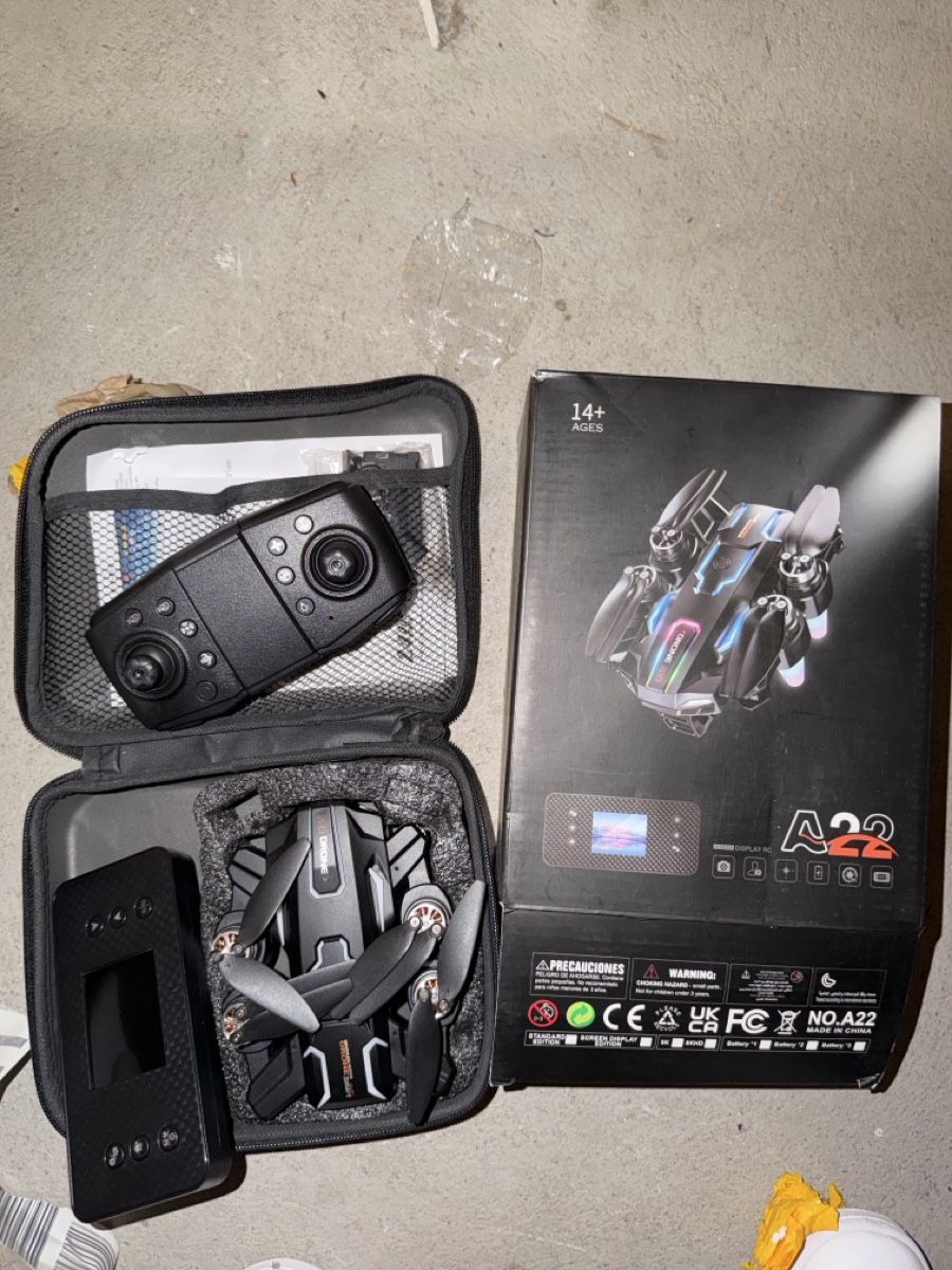 Action Cam: Drone A22 neu mit Zubehör – Nuovo e nell'imballaggio originale da Flamatt venduto da Vm_t