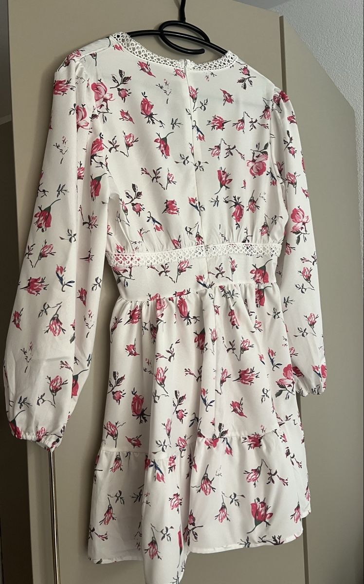 Kleider & Röcke: Kleid Blumenmuster XS neu – Neu (gemäss Beschreibung) aus Zürich von dan_8cvc 1