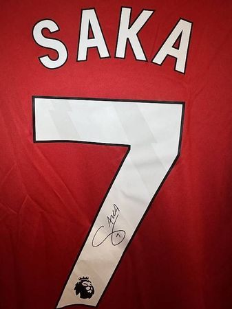 Saka trikot arsenal autogramm mit Box