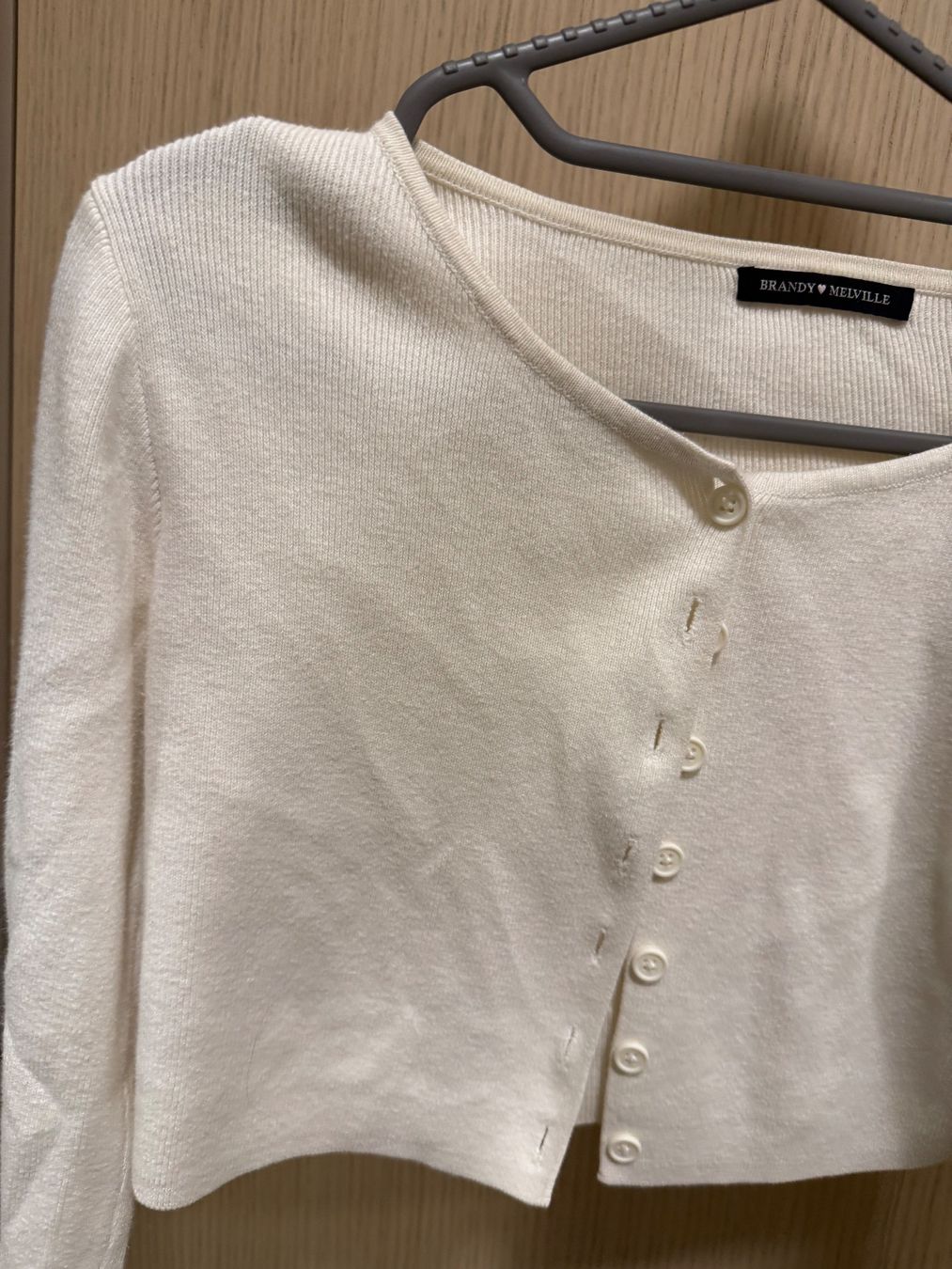 Top: Brandy cream Cropped Cardigan – Nuovo (secondo la descrizione) da Zürich venduto da dam_t7hk 5