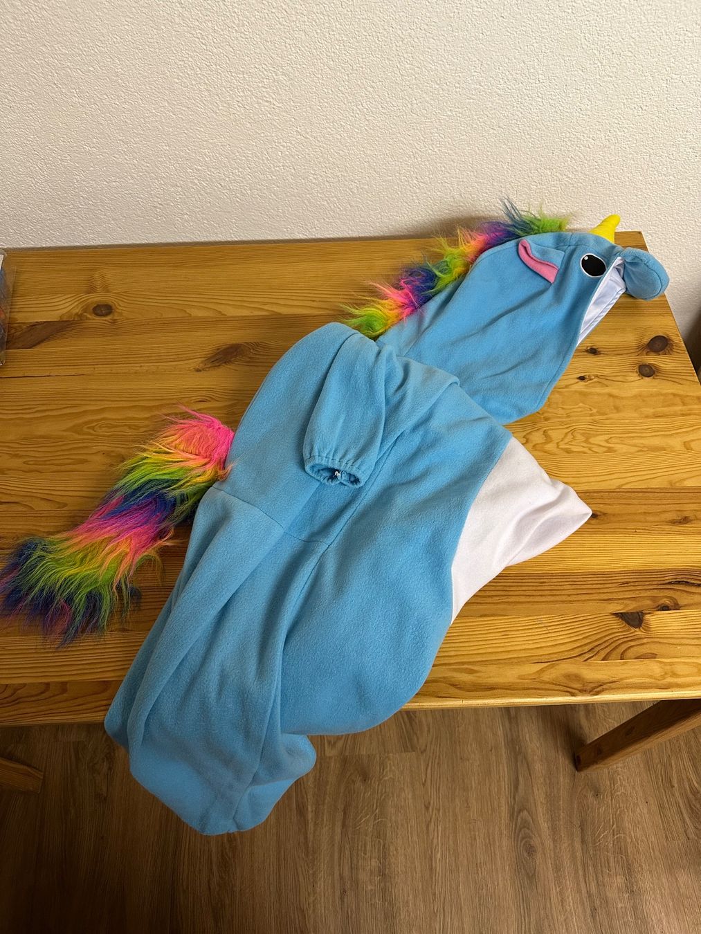 Costumi: Kostüm Einhorn Blau – Usato da Sumiswald venduto da Schneebu 1