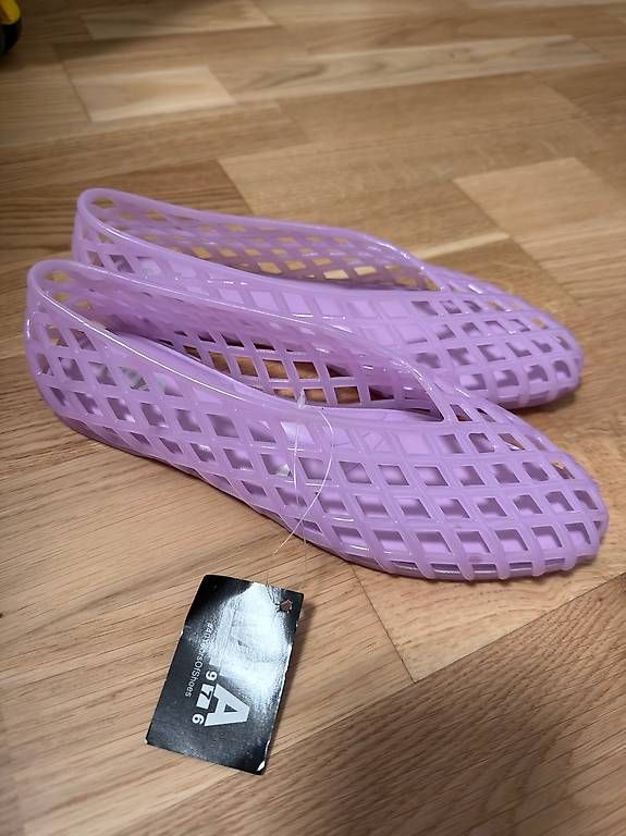 Damenschuhe: Mia jelly flat shoes – Neu und originalverpackt aus Bern von sar_r5dp