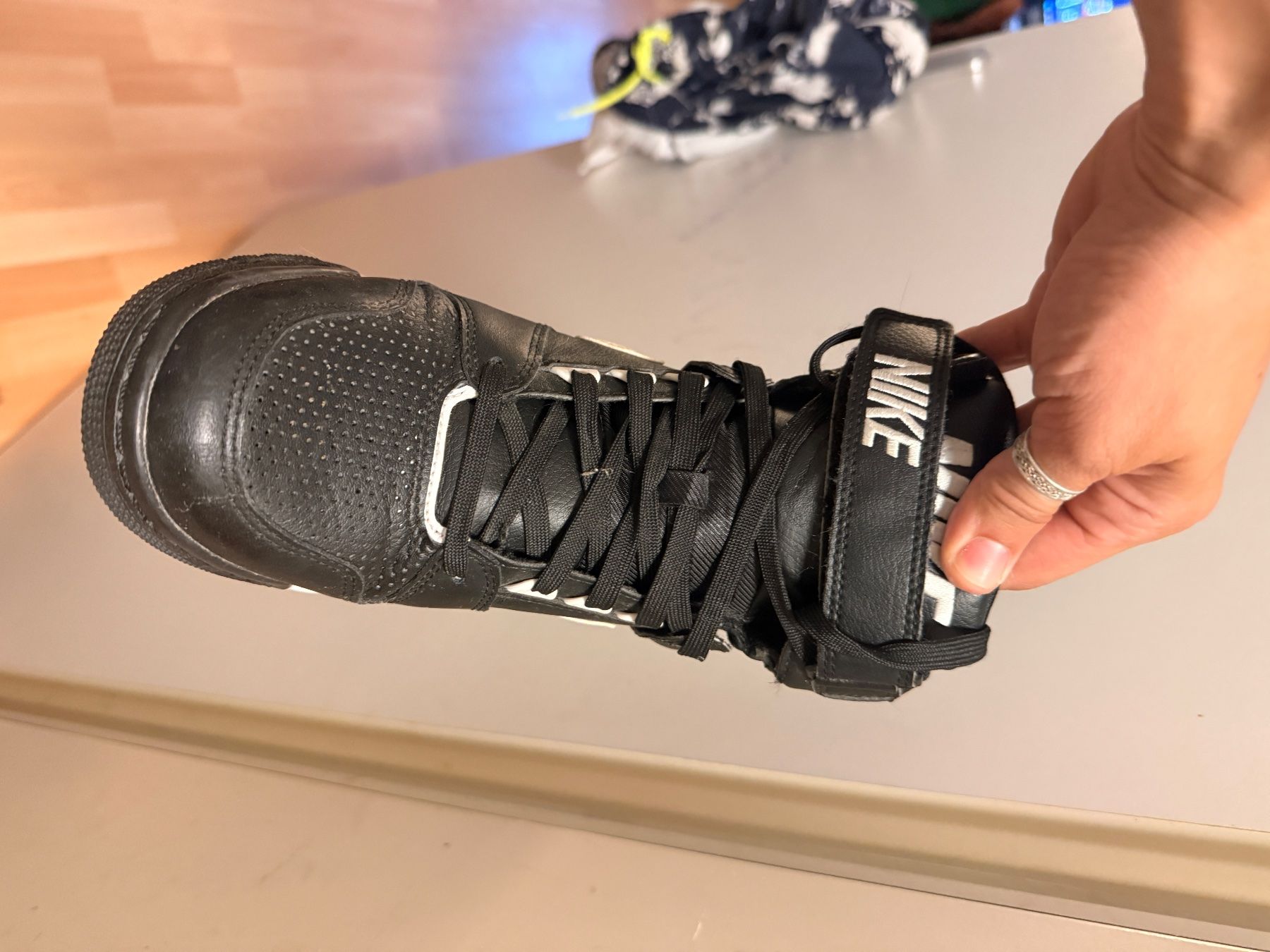 Nike Damenschuhe: Nike Schuhe – Gebraucht aus Bülach von leo_ftv8 1