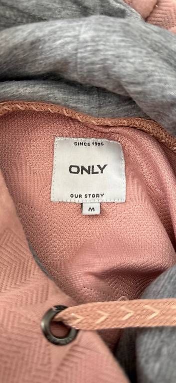 Maglioni & Felpe: Only Sternen Pullover rosa (lang) Gr. M – Usato da Sarnen venduto da Sejosa15 1