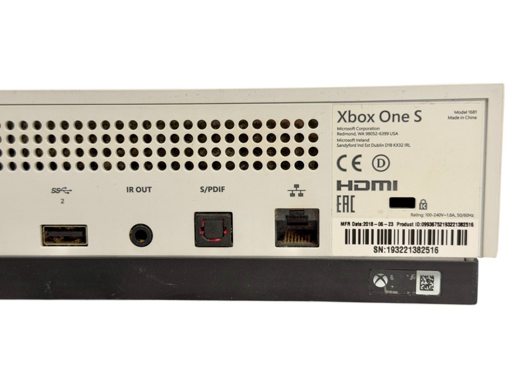Microsoft Console: Microsoft Xbox One S Series Model 1681 500GB – Usato da Morges venduto da Novantica 8