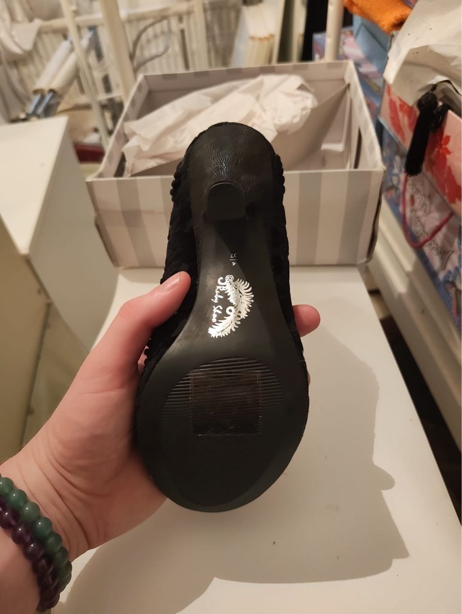 Damenschuhe: Schuhe Ruby Shoo Miley Schwarz Samt Grösse 37 – Neu (gemäss Beschreibung) aus Zürich von tos_mht7 3